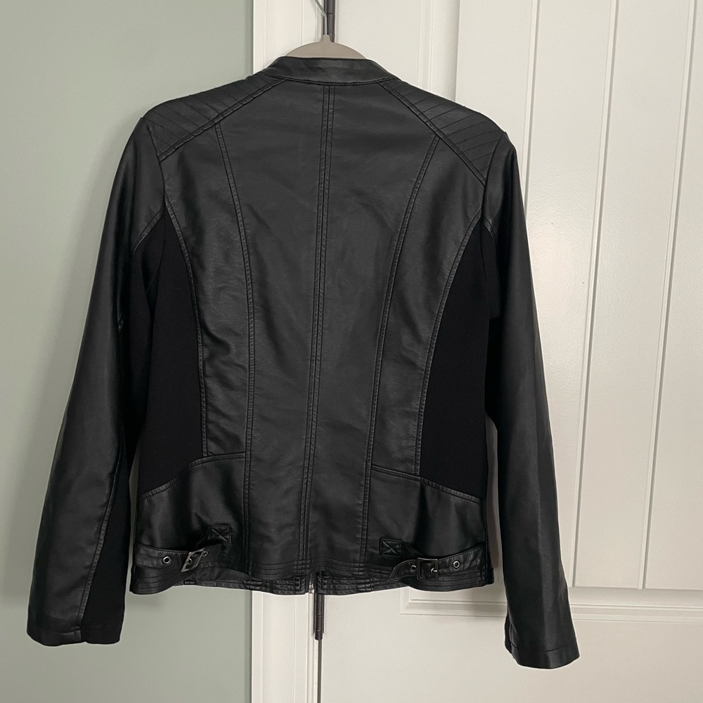 Sebby Women's Black Leather Jacket - Picture 2 of 4